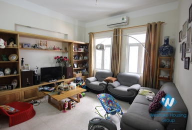 Quiet and cheap house for rent in Tay Ho area